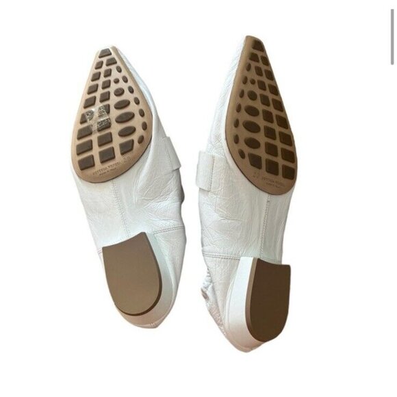 BOTTEGA VENETA Leather Madame Loafers White - Picture 4 of 6
